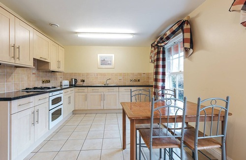 Eaton Mascott Cottage | Cottage in Dorrington near Netley Hall
