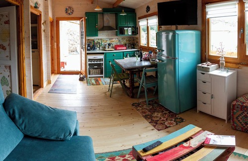 Barbadillo del Pez Cabin | Cottage in the Sierra de la Demanda, Ideal for families!