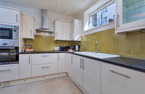 Muston Cottage | Cottage in Filey near Golden Sand Beaches