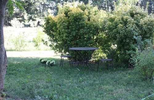 Pernes-les-Fontaines Cottage | cottage in provencal farmhouse, 2 minutes from Pernes