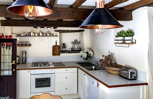 Bury Cottage | Cottage in Hawkshaw with Countryside Views