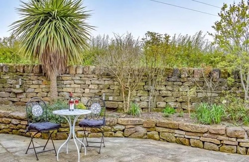 Easington Cottage | Cottage in idyllic setting, a short drive from Staithes