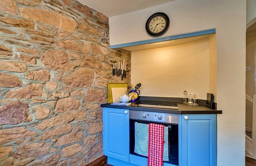 Kingsand Cottage | Cottage in Kingsand with Stunning Sea Views