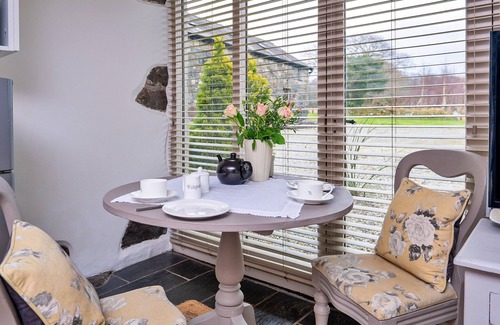 Rhyd-y-clafdy House | Cottage in Llangybi near Criccieth Beach