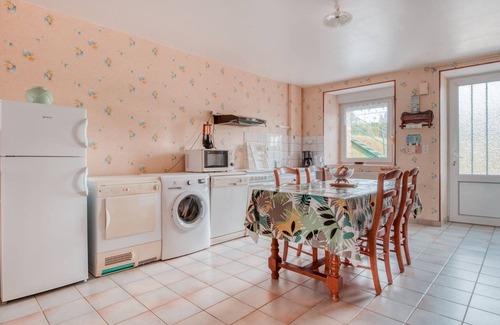 Nouart Cottage | Cottage in Nouart Countryside