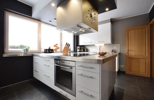 Libin Cottage | Cottage in Ochamps with Private Pool & Sauna