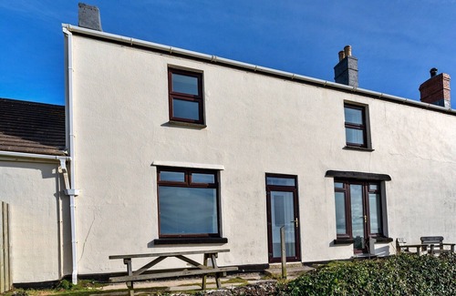 Penzance Cottage | Cottage in Sennen Cove with Stunning Beach Views