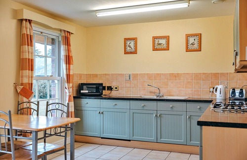 Eaton Mascott Cottage | Cottage in Shropshire near Walking Trails