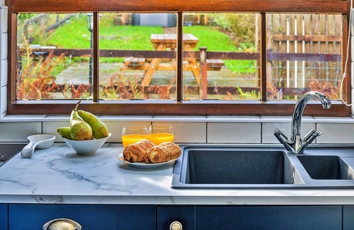 Dolwyddelan Cottage | Cottage in Snowdonia with Private Hot Tub