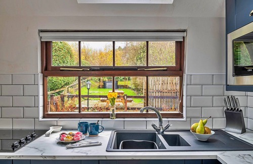 Dolwyddelan Cottage | Cottage in Snowdonia with Hot Tub & Views
