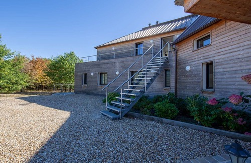 Jouy-le-Potier Cottage | Cottage in Sologne with leisure and activities nearby