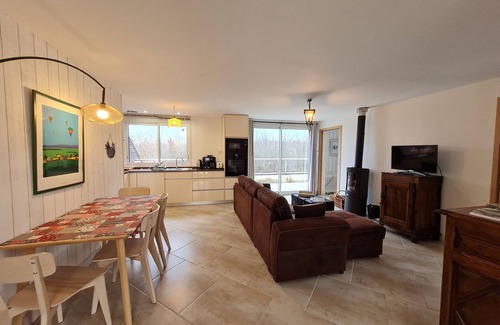 Jouy-le-Potier Cottage | Cottage in Sologne with Activities & Balloon Flight