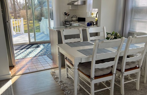 Village of Southampton House | Cottage in Southampton Village; Relax in your own private park!