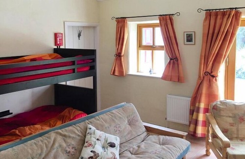 Terryglass Cottage | Cottage in TerryGlass with paid sauna