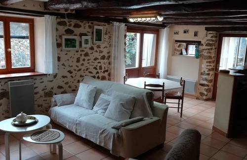 Arrien-en-Bethmale Cottage | Cottage in the heart of the Ariège Pyrenees in the valley of Bethmale.