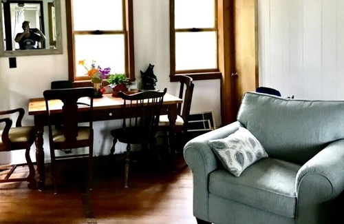 Alford Cottage | Cottage in the Berkshires 10 min. to Great Barrington