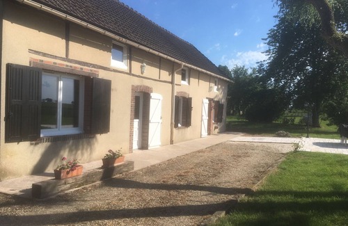 Grandchamp House | Cottage in the countryside between Charny and Toucy
