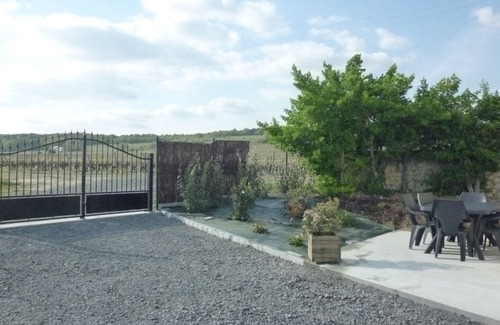 Bourgueil Cottage | Cottage in the heart of the Bourgueil vineyard