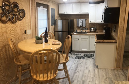 Bolton Landing Cottage | Cottage in the heart of Bolton, Lake George