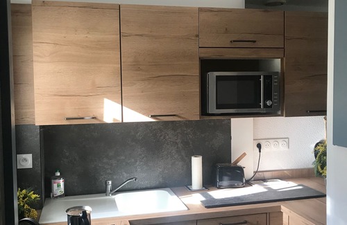 Ploemel House | Cottage in the middle of a golf course, ideal for families or golfers