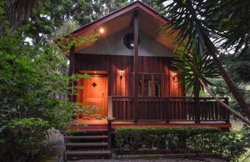 Maleny House | Cottage in The Woods, Maleny