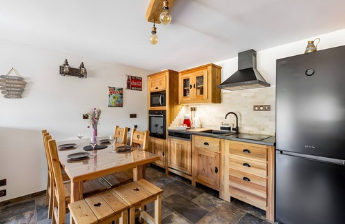 Vallieres Cottage | Cottage 'L'étable' with Private Terrace, Shared Garden and Wi-Fi