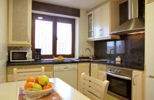 Ocenilla Cottage | Cottage La Casona de Ocenilla for 12 people