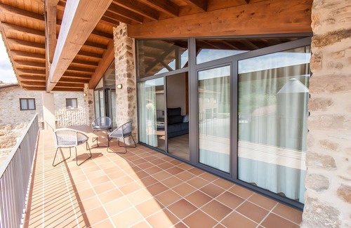 La Vall de Bianya Cottage | Cottage 'La Cabanya Planella' with Mountain View, Private Terrace and Wi-Fi