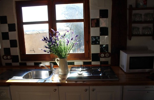 Saldana Cottage | Cottage 'La Morada Del Molinero' with Private Garden and Wi-Fi