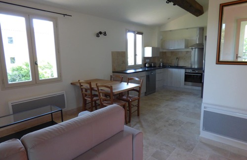Cadenet Cottage | Cottage Luberon 2/4 people Ref: FR5XDBRP