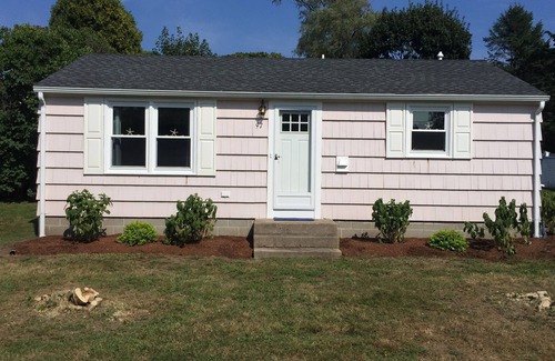 Newport East Cottage | Cottage - Minutes to Beaches, Cliff Walk, and Downtown Newport!
