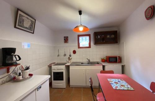 La Poterie-Cap-d'Antifer House | Cottage near Étretat Cliffs with Private Garden