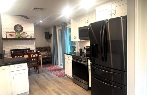 Miller Place House | Cottage Near Cedar Beach