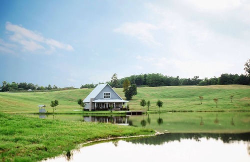 Green Pond Cottage | Cottage nestled on 75 acres with beautiful views and 14 acre stocked lake.