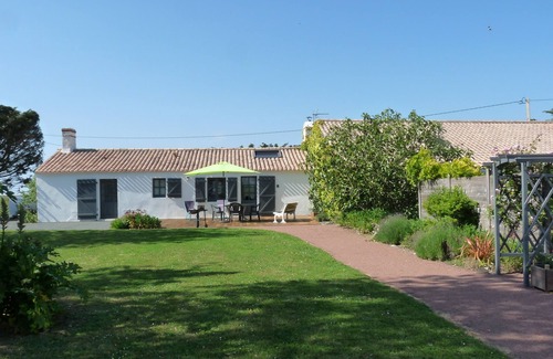Bouin House | Cottage of character on the doors of the Vendée islands - 2 bedrooms (linen provided)