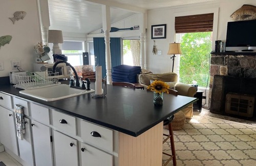Romulus Cottage | Cottage on Cayuga Lake for summer rental