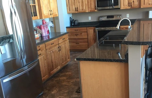 Saint Michael House | Cottage on Devils Lake