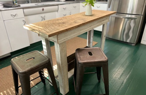 Bloomington Cottage | Cottage on Kirkwood: Downtown Charm, Close to IU