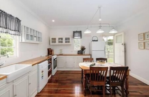 Canungra House | Cottage on Lamington
