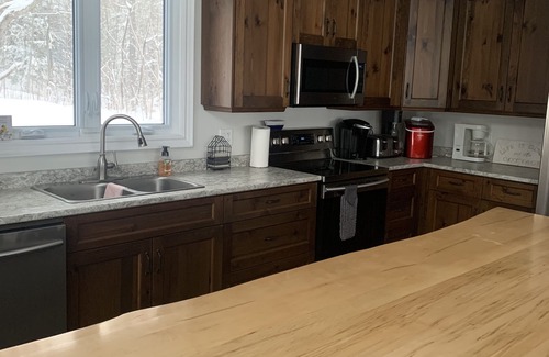 Severn Cottage | Cottage on quiet lake, great for swimming, fishing, boating