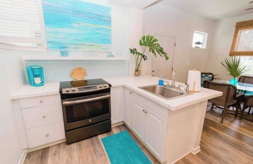 Fruit Cove Apartment | Cottage on River