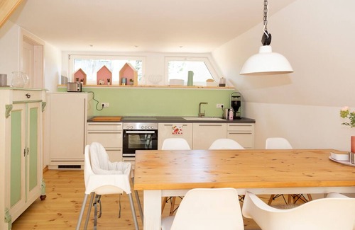 Lohmen House | Cottage on the lake with fireplace