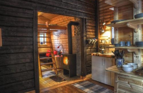Sorsele House | Cottage On Wild River In Lapland/Sweden