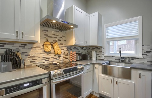 Lewisberry Cottage | Cottage on Yellow Breeches Creek. Close to Hershey, Harrisburg, York and beyond!