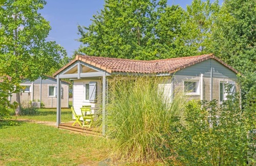 Castelmoron-sur-Lot Cabin | Cottage proche de la Marina, Terrasse privée ! Accès Piscine + Spa