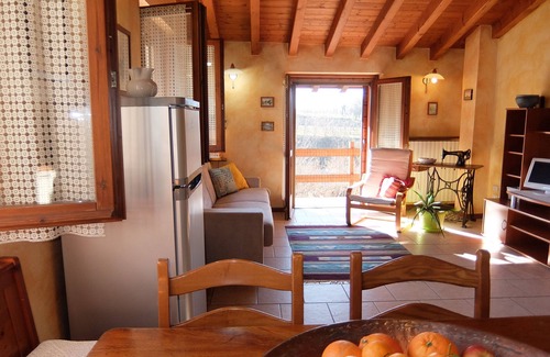 Monticelli Brusati Apartment | Cottage "RELAX" apartment in Franciacorta and Lake Iseo, balcony