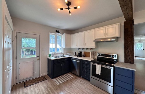 Flesherton Cottage | Cottage Retreat on 11 Acres!