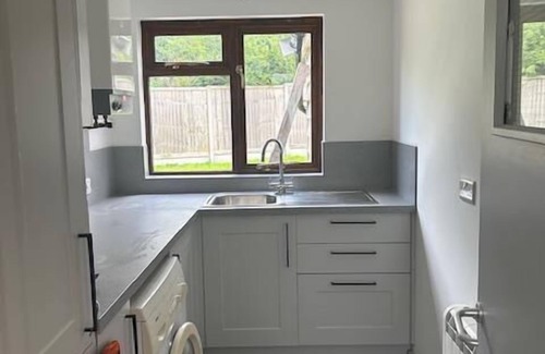 Sherborne Cottage | Cottage Retreat- Sleeps 4, Garden,