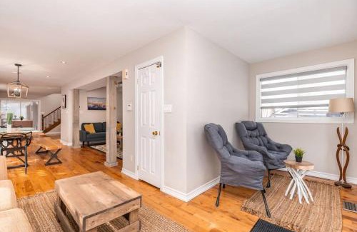 Alcona House | Cottage right across Lake Simcoe in Innisfil