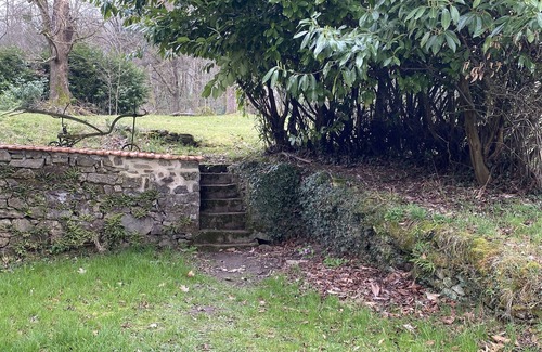 Saint-Just-le-Martel Cottage | Cottage set in the grounds of a Chateau (countryside)